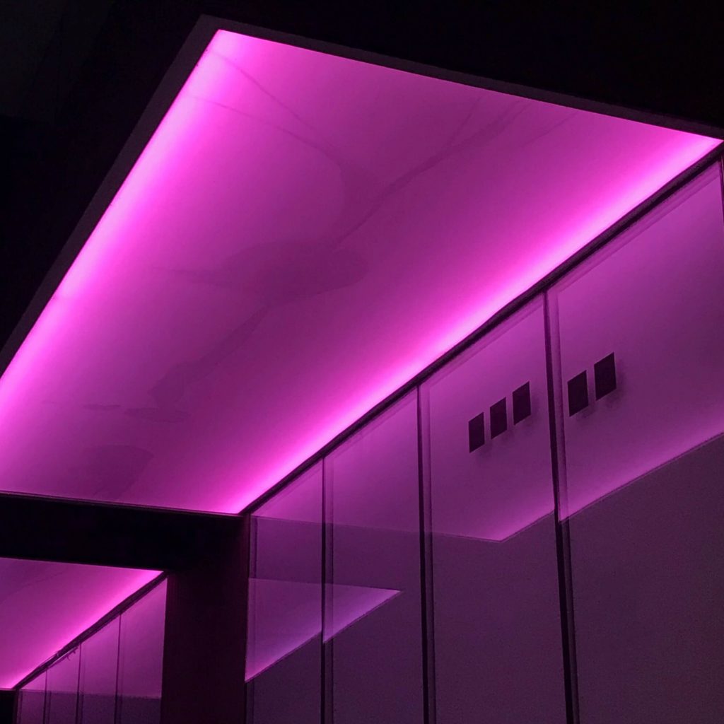 1_0003_Pink Neon Lights Room